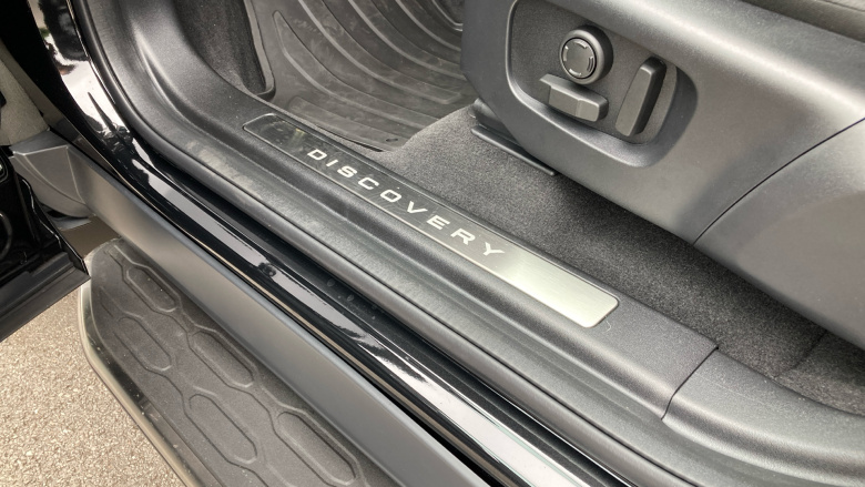 Land Rover Discovery Sport 1.5 P270e Dynamic SE 5dr Auto [5 Seat] Station Wagon